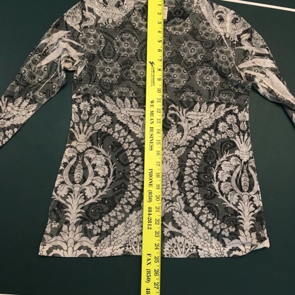 Laura Ashley long sleeved tee - Picture 6 of 6